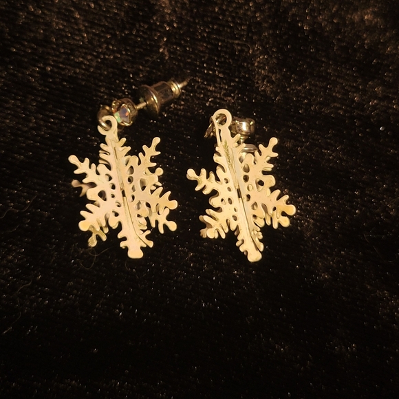 Holiday Earrings - Picture 9 of 10